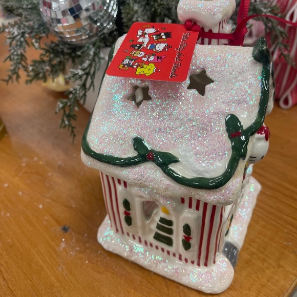 Christmas Hello Kitty Red Glitter House Tea Light Holder Blue Sky ceramics NWT - Picture 4 of 6